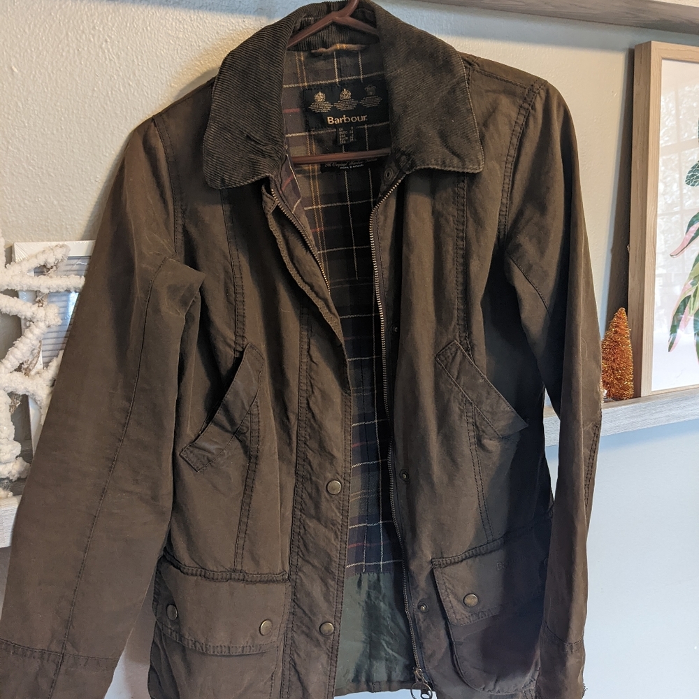 Barbour Beadnell jacket US 4, UK 8